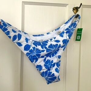 💕 SALE! NWT Gap Floral Bikini Bottoms Large